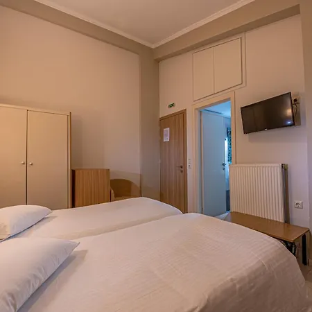 Castella Pensionat 2*
