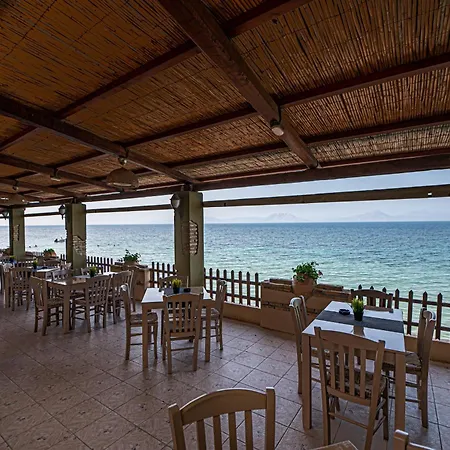 Castella Pensionat Alissos