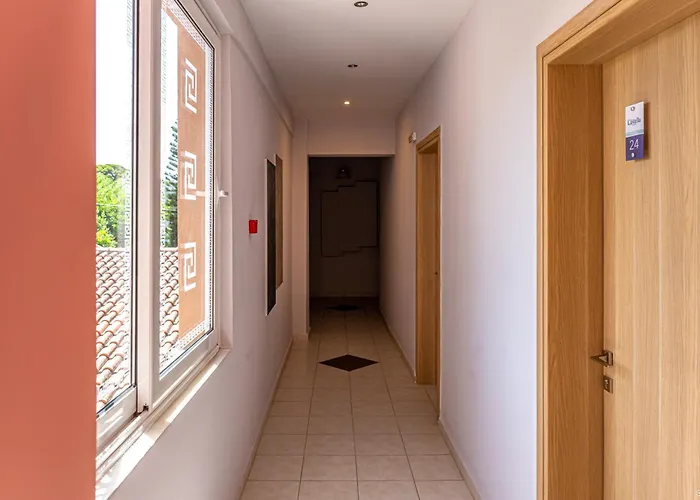 Castella Pensionat Alissos